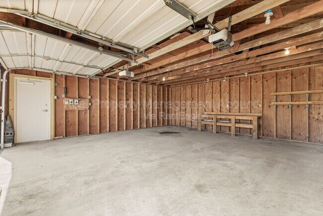 Building Photo - 4608 E 472 Rd