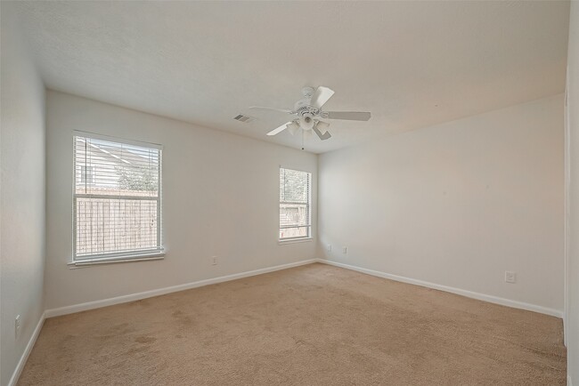 Building Photo - 29511 Legends Branch Ln