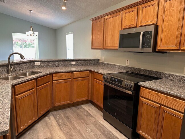 Building Photo - 6340 Heronwalk Dr