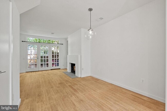 Building Photo - 1229 Portner Rd