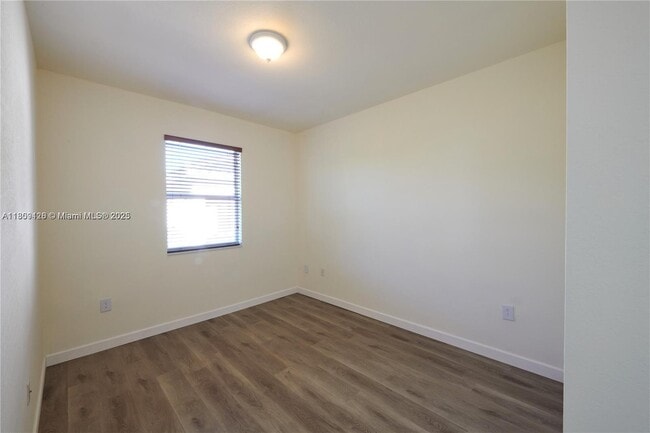 Building Photo - 9365 SW 171st Ct