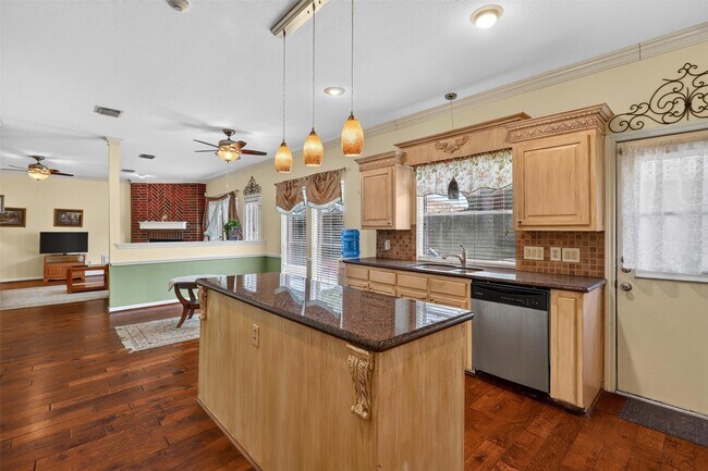 Building Photo - 1306 N Gabriel River Cir