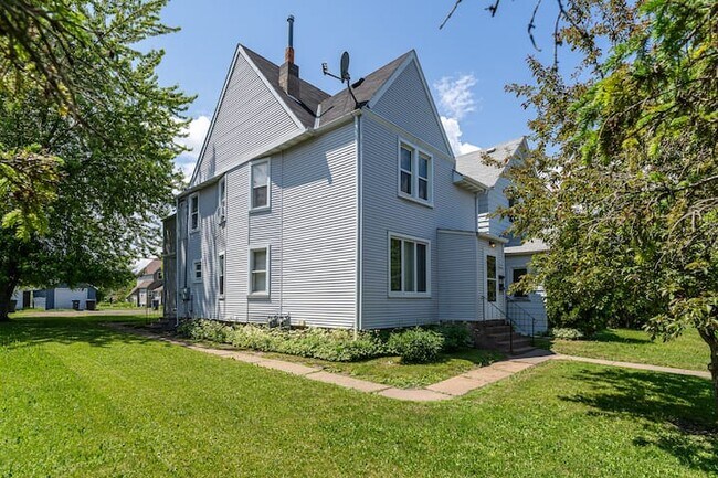 The is the outside of the house, the space listed is the entire lower floor - 2020 E 6th St