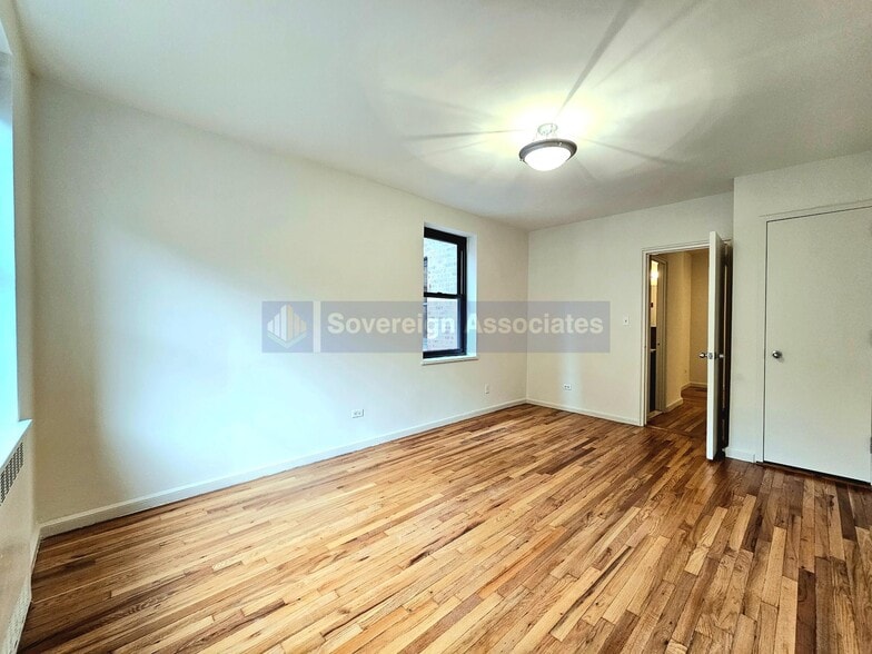 Building Photo - 700 Fort Washington Ave