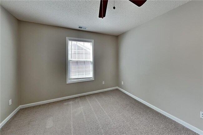 Building Photo - 100 Rosemont Ct