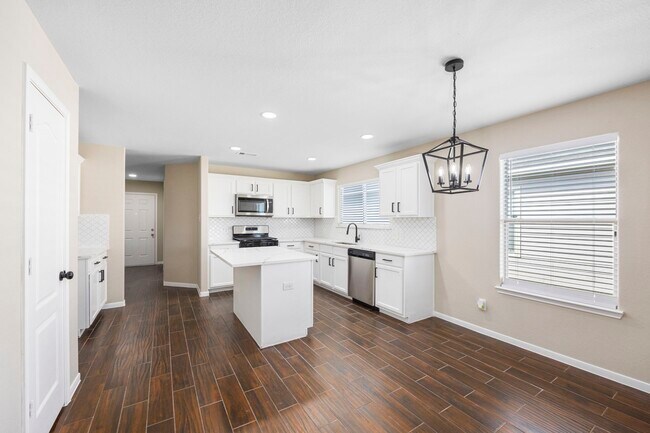 Building Photo - 21362 Beacon Springs Lane