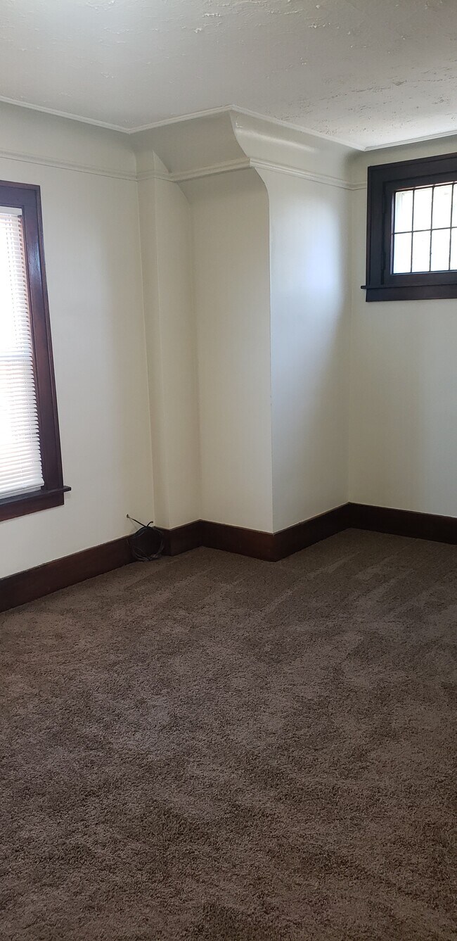 dining room - 7651 Freda St