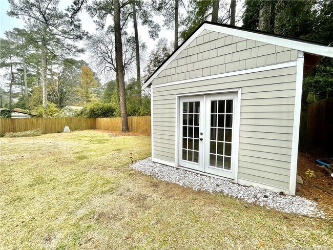 Building Photo - 1430 Pine Valley Loop