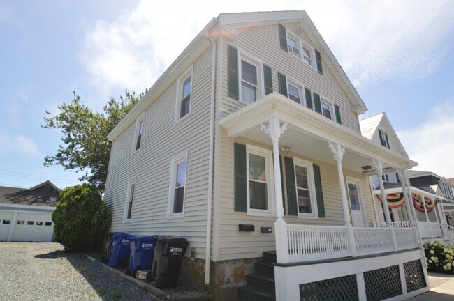 Building Photo - 19 Dixon St