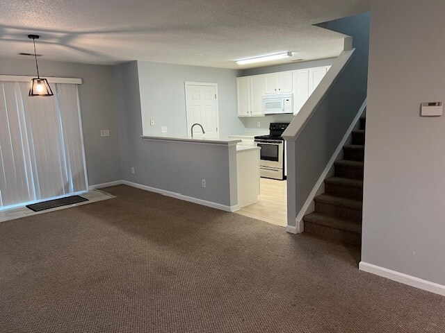 Living Room - 449 Gardners Cir
