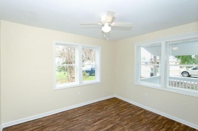 Building Photo - 4BA/2BA OFF KING STREET EXTENTION DOSCHER Street - Available AUGUST 1, 2026