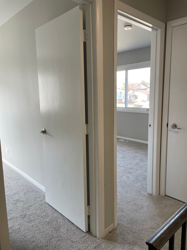 Building Photo - 1505 Sutter Dr