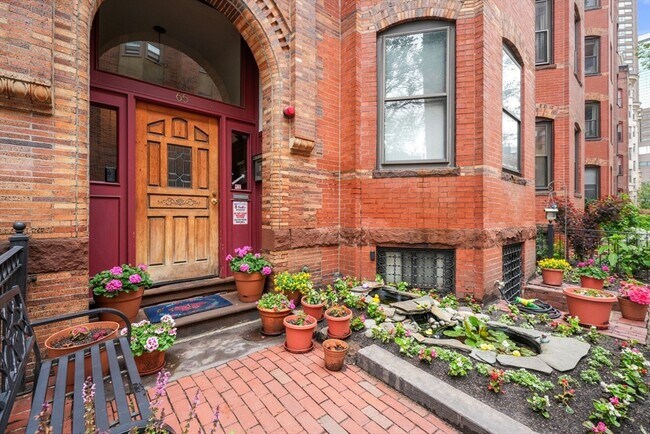 Primary Photo - 65 St Botolph St