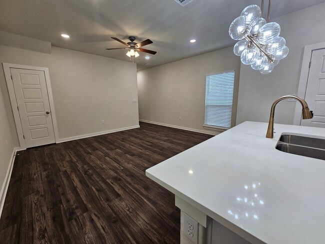 Building Photo - Brand New Town-home in the Heart of Denver...