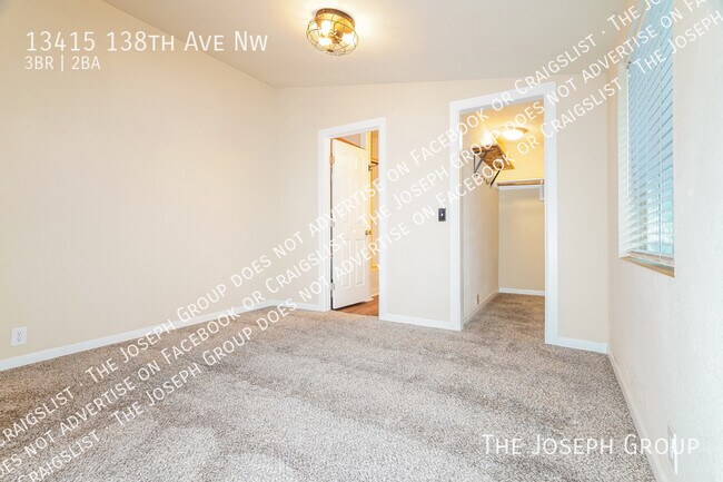 Building Photo - 13415 138th Ave NW
