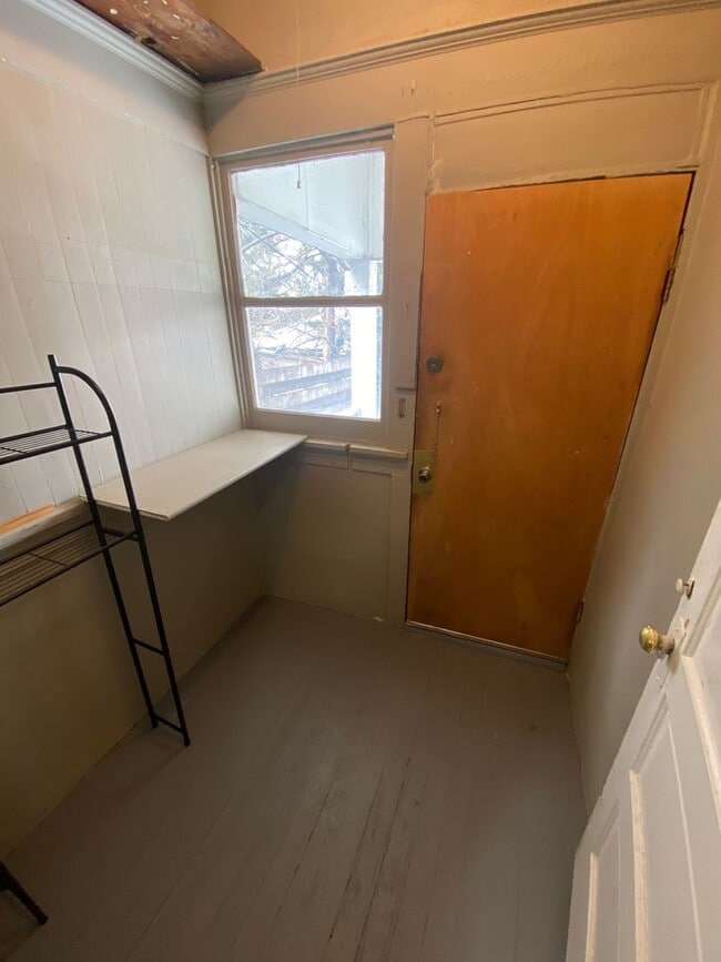 Building Photo - 2224 A St