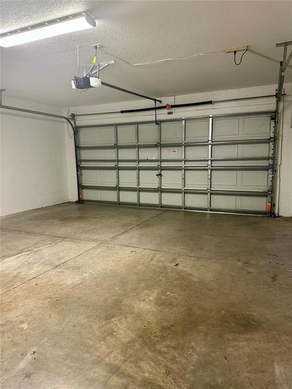 Building Photo - 20307 Oak Key Ct