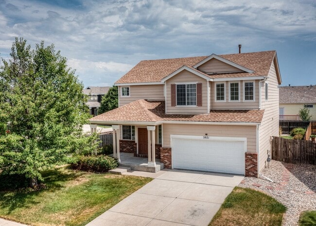 Building Photo - Lovely Home on East Side Near Military bas...