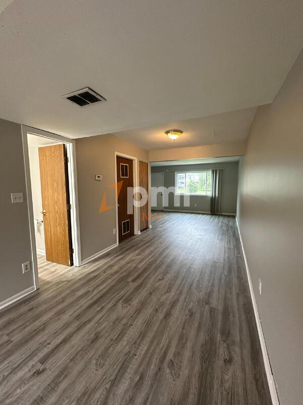 Building Photo - 4059 W 73rd Ave