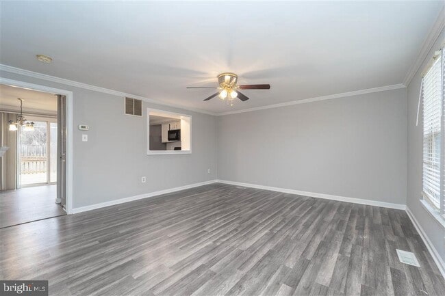 Building Photo - 9428 Orbitan Ct