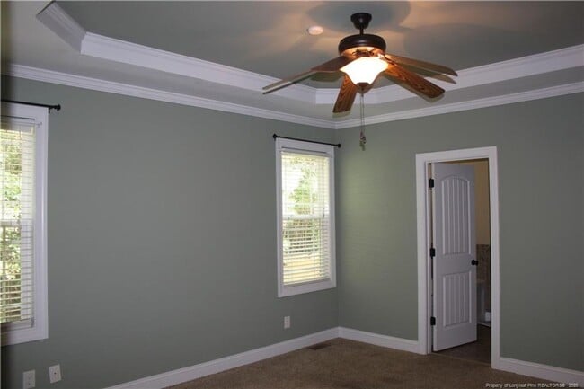 Building Photo - Call/text 9108861306 for Showing