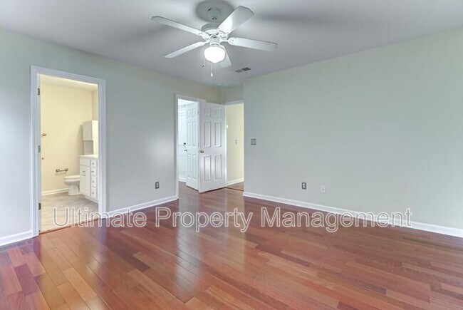 Building Photo - 105 Southern Magnolia Ct