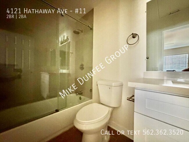 Building Photo - 4121 Hathaway Ave