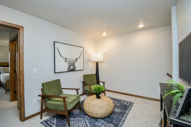 Building Photo - 6115 S Alki Pl