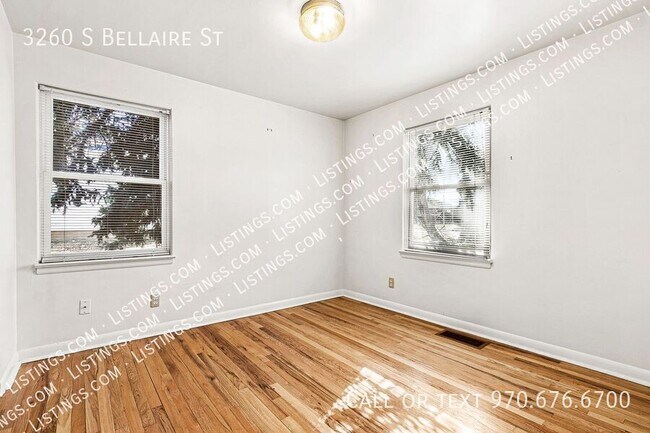 Building Photo - 3260 S Bellaire St
