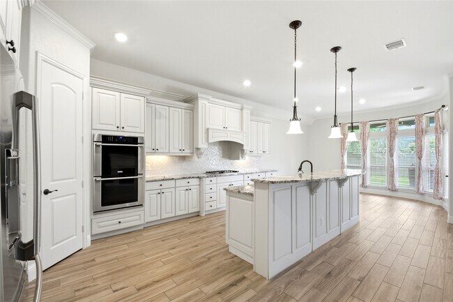 Building Photo - 5818 Fairway Shores Ln