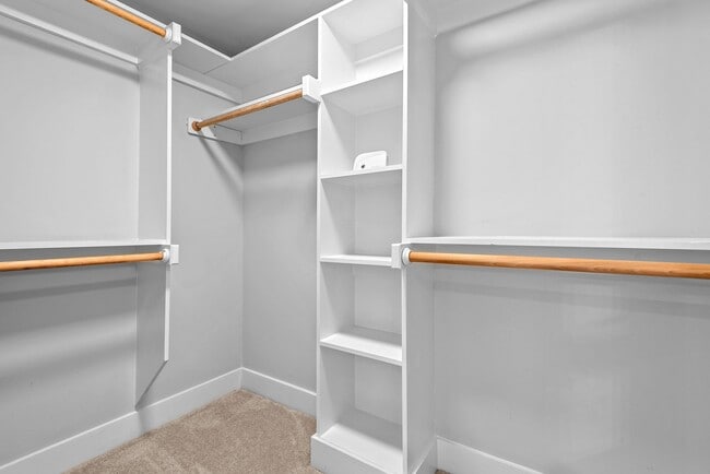 Building Photo - 2 Bedroom Ranch Style Home close to Downtown Raleigh