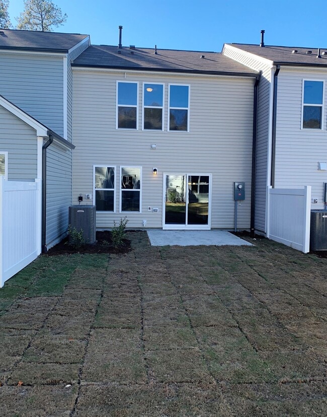 Building Photo - 3021 Newfields Pl