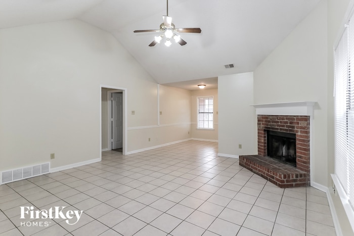 Building Photo - 4458 Shadow Creek St