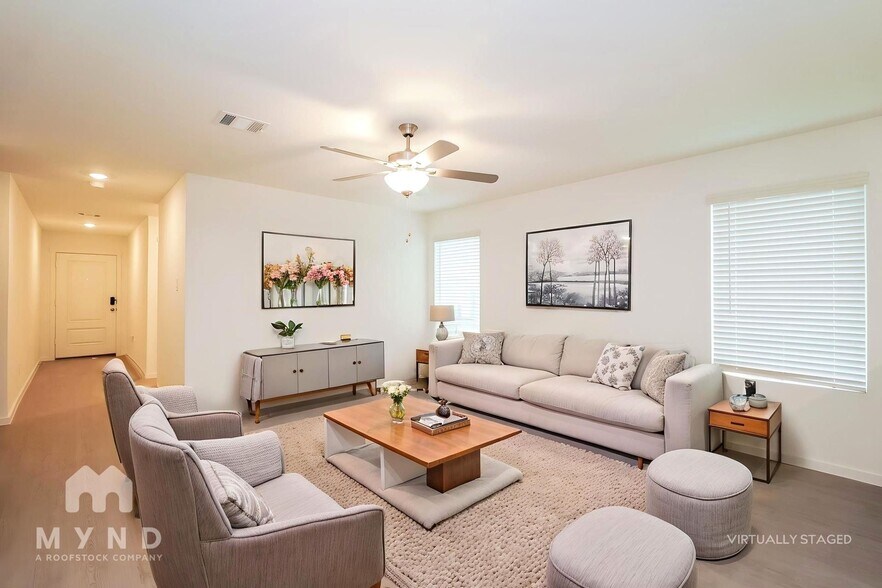 Building Photo - 2640 Mistwood Dr