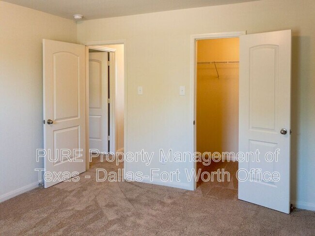 Building Photo - 14307 Bridgeview Ln