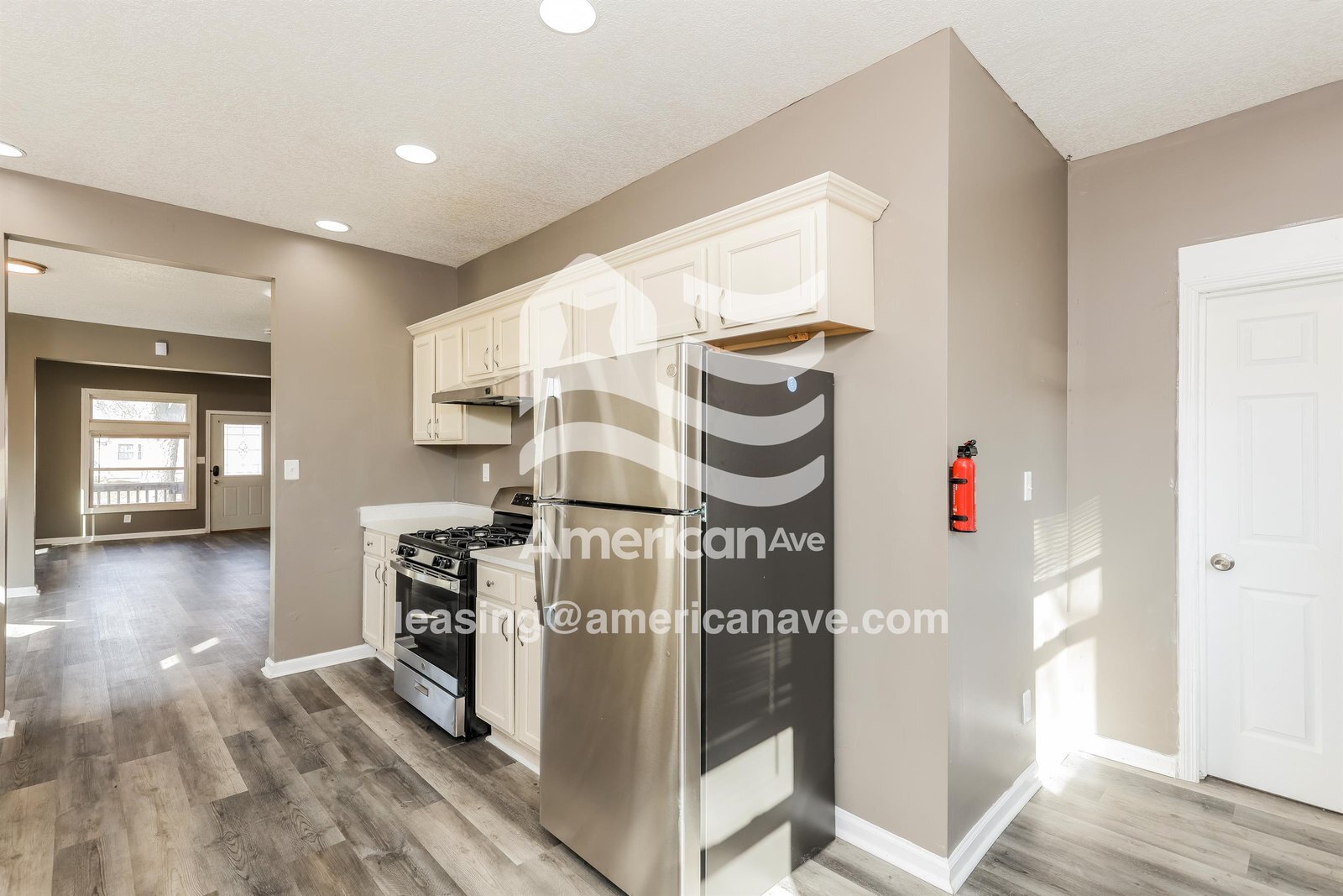 Building Photo - 532 24th Ave