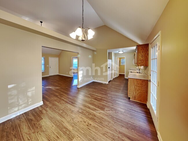 Building Photo - 7005 Count Fleet Ct
