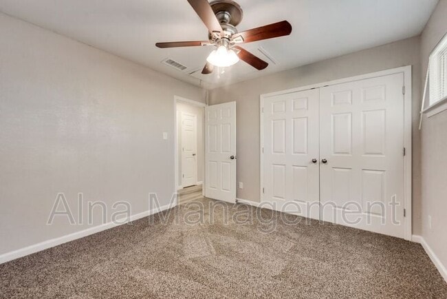 Building Photo - 80 E Mountain Creek Dr