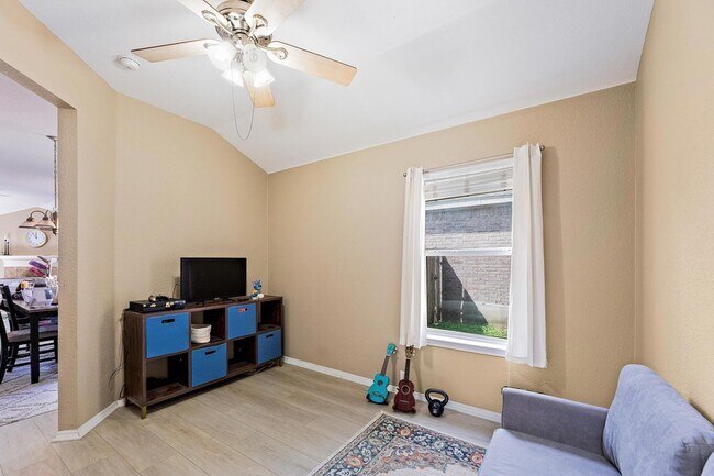 Building Photo - 1206 Parker Pl