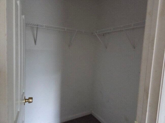 Building Photo - 2139 Trapp Ct
