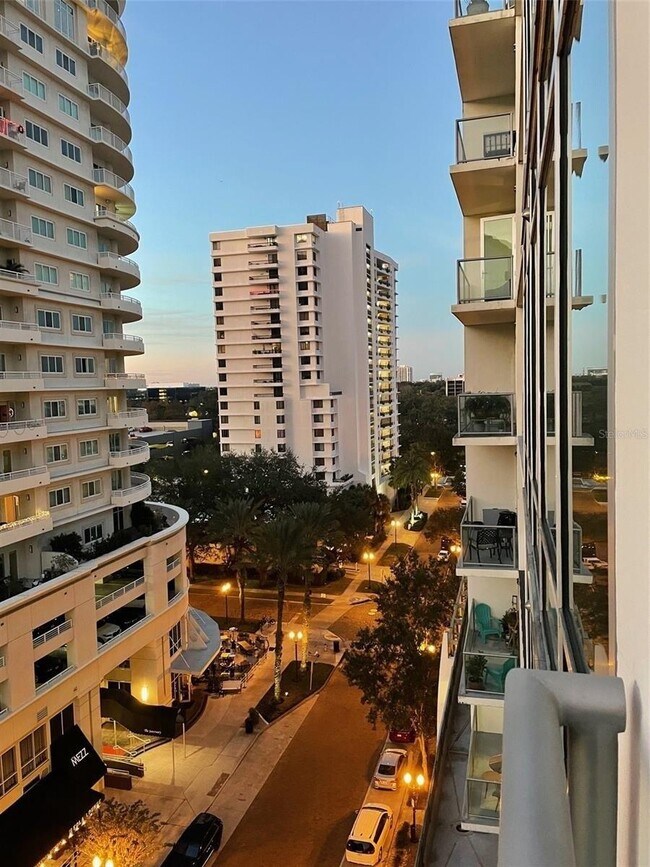 Building Photo - 101 S Eola Dr