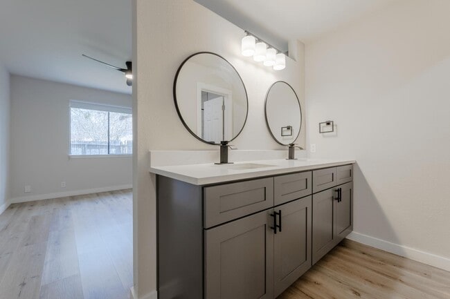 Building Photo - 7410 Brandyridge