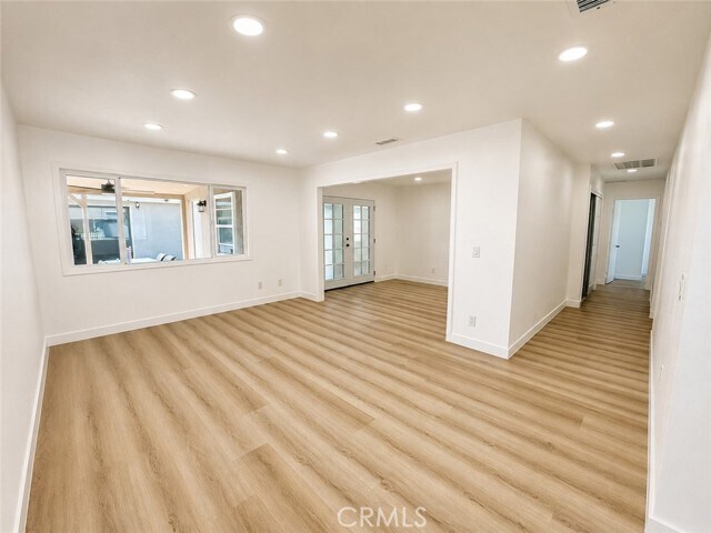 Building Photo - 1065 S Prospero Dr