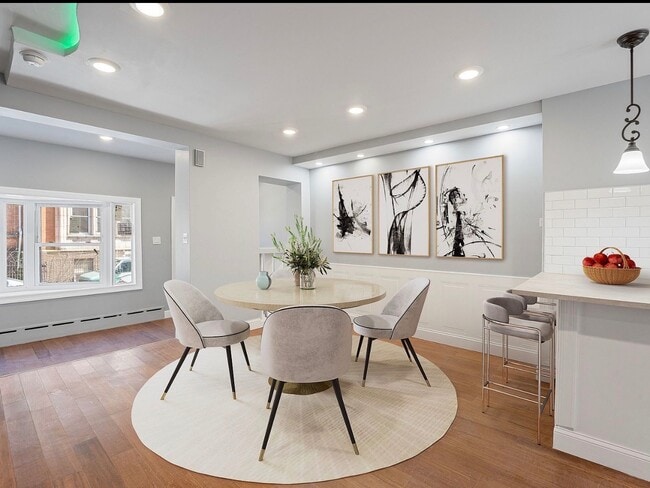 Building Photo - 1630 S 28th St