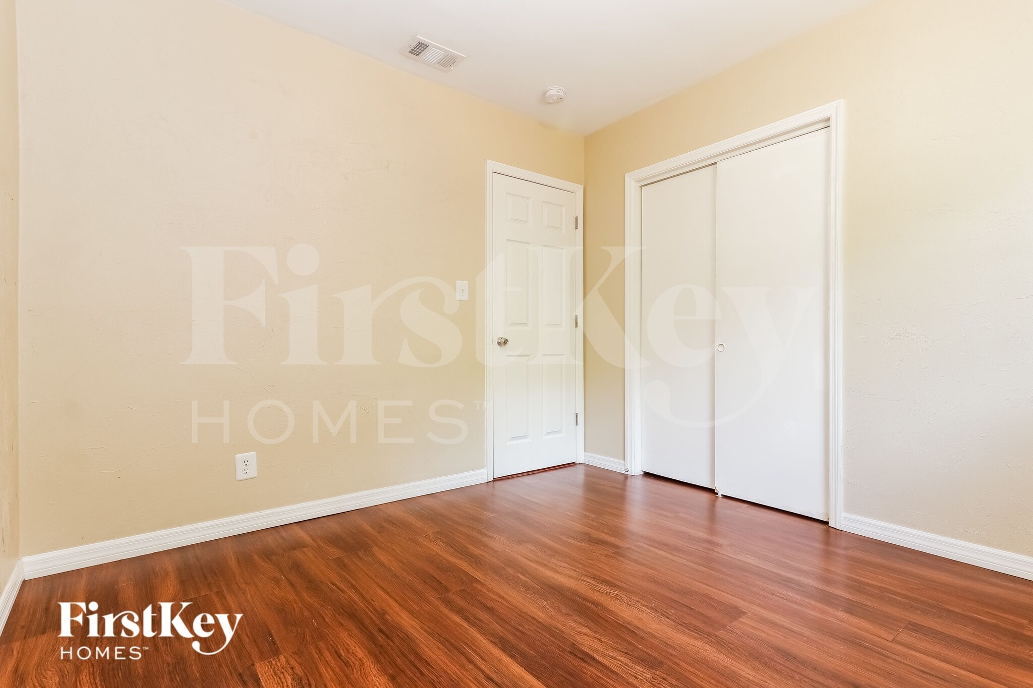 Building Photo - 1240 Stockton Dr