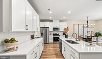 Building Photo - 105 Larrabee Wy