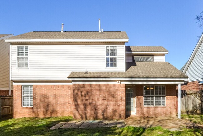 Building Photo - 9761 Dogwood Ct W