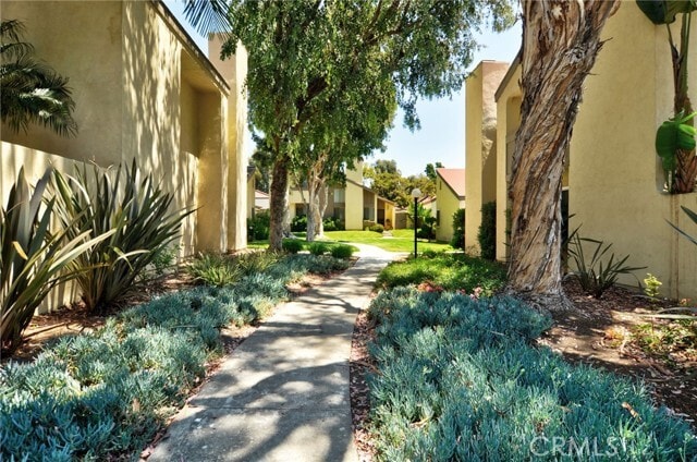 Building Photo - 31422 Windsong Dr