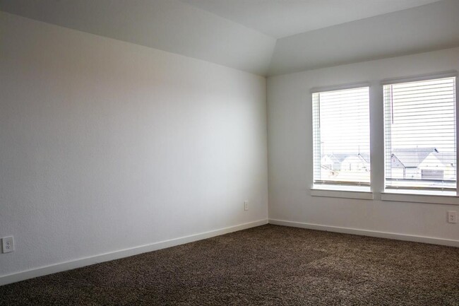 Building Photo - 31622 Whittis Hl Wy