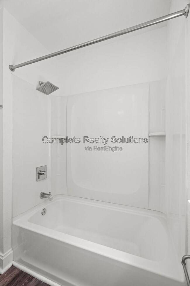 Building Photo - 119 Eichelberger St